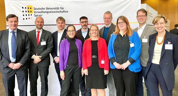 Rektorin und Referenten der Tagung 'Praxis der Gesetzgebung' am 20.1.2026 Foto: DUV/ S. Raab